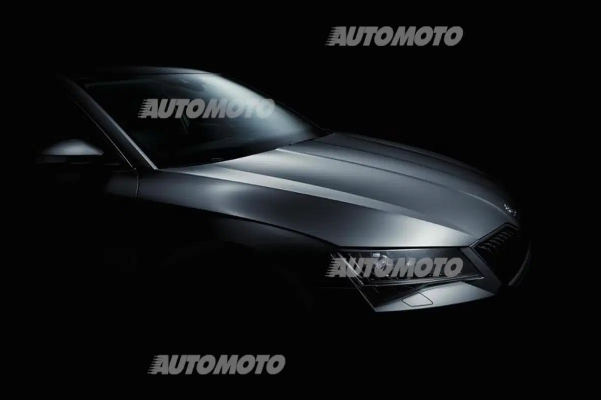 Nuova Skoda Superb: look tagliente e tanta tecnologia (11)