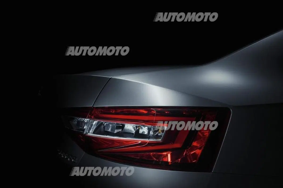 Nuova Skoda Superb: look tagliente e tanta tecnologia (13)