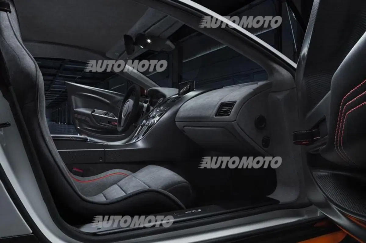 Aston Martin V12 Vantage GT3 special edition: 1.565 kg per 600 cv (2)
