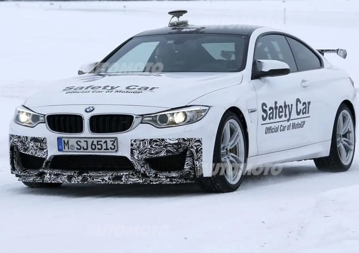 BMW M4 GTS: spyshot in Lapponia