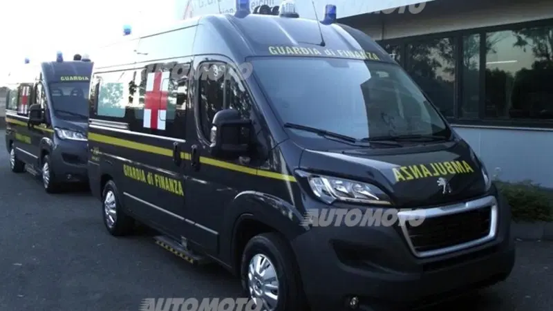 Expo Milano 2015: Peugeot &egrave; l'ambulanza ufficiale della Finanza