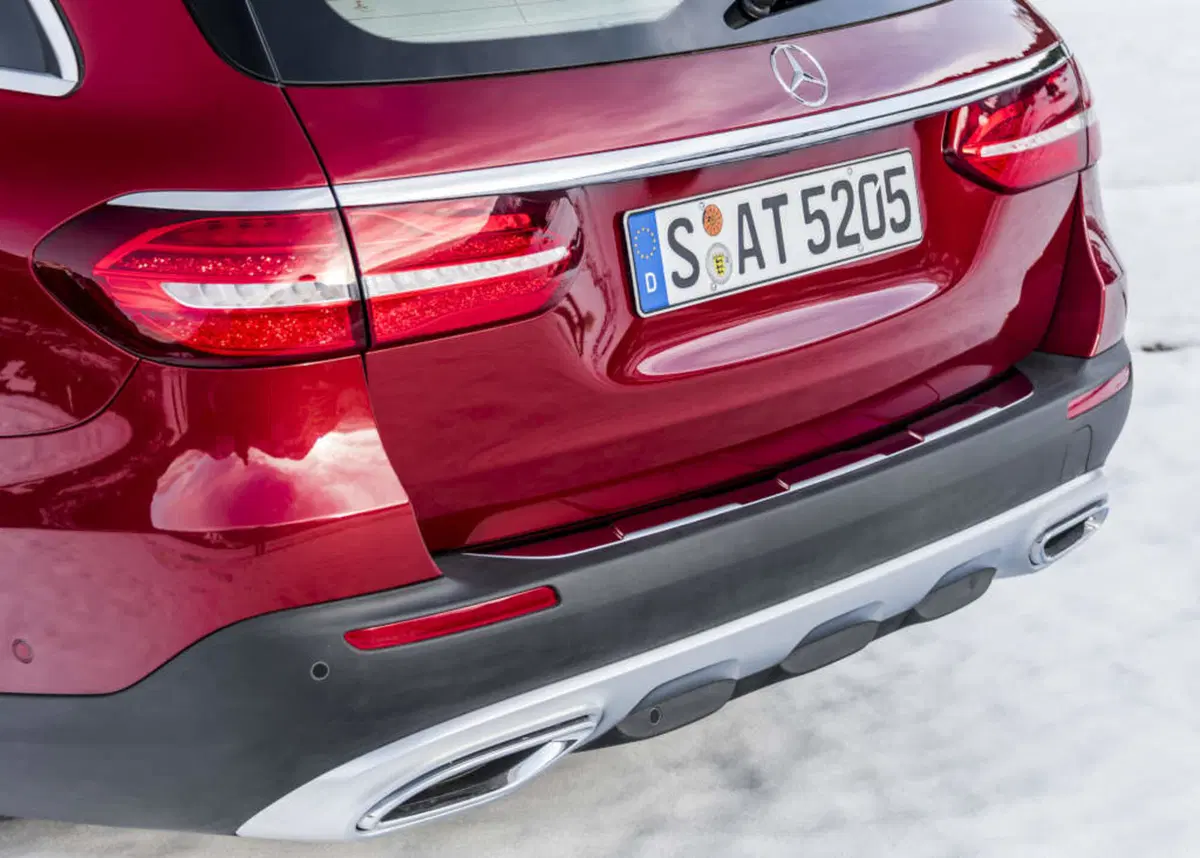 Mercedes Classe E All-Terrain, elegantemente tuttoterreno (14)