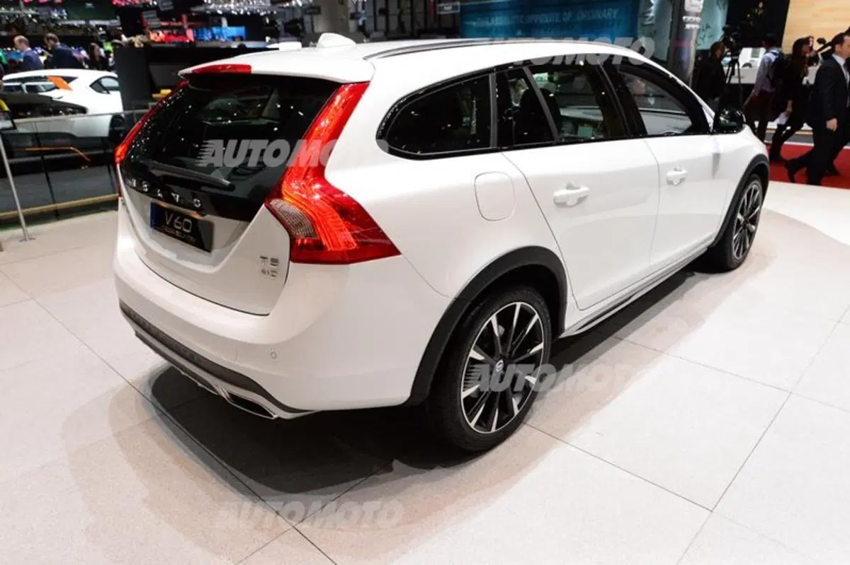 Volvo al Salone di Ginevra 2015 (7)