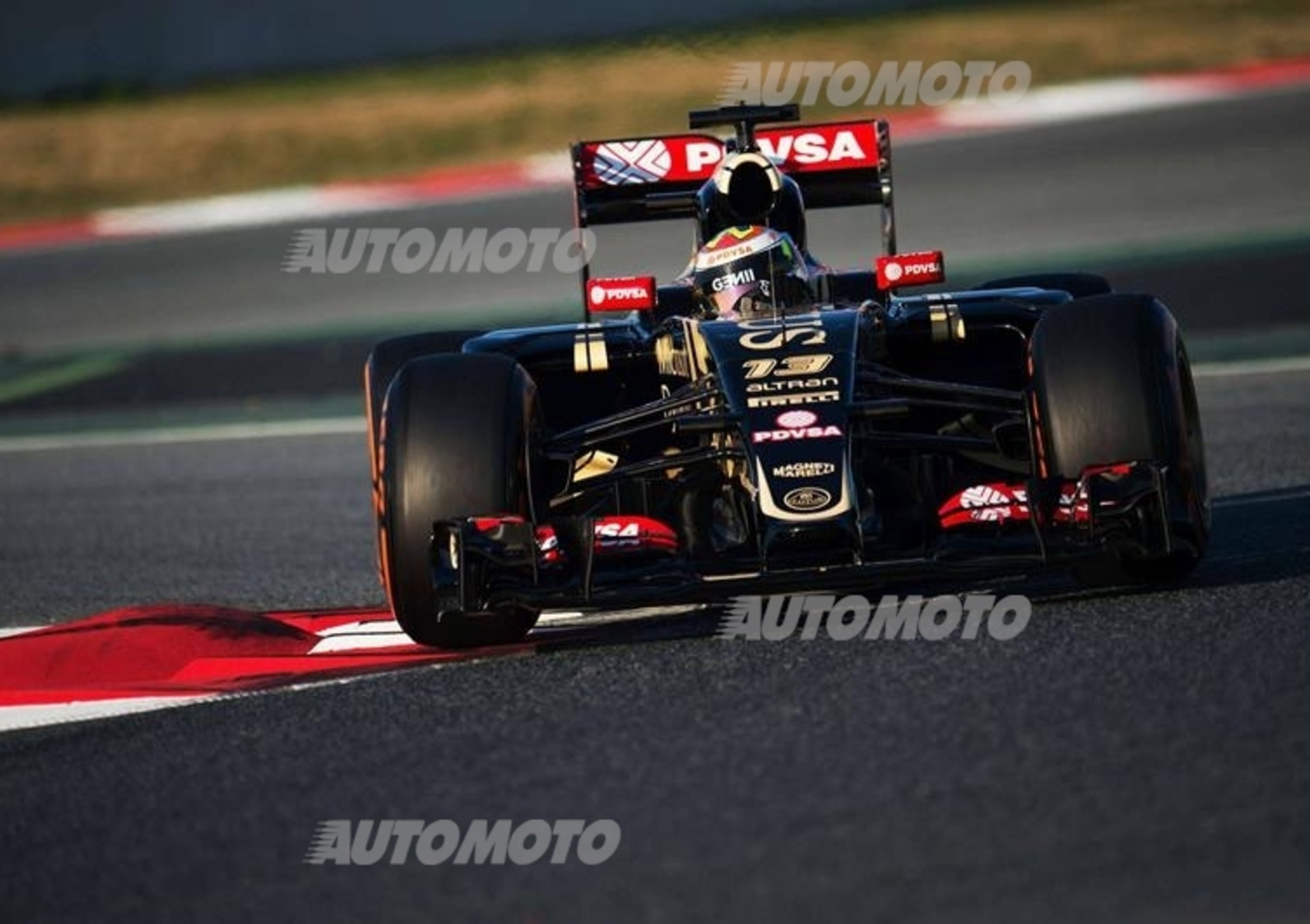 F1 test Barcellona, Day 1: Maldonado sfreccia, la Ferrari convince