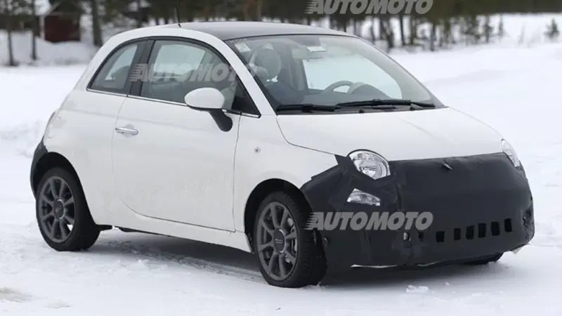 Fiat 500, non sentire il peso degli anni: in arrivo restyling con tante novit&agrave;