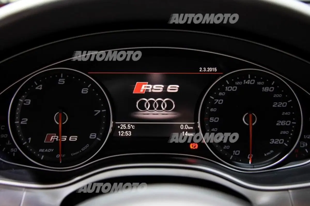 Audi al Salone di Ginevra 2015 (13)