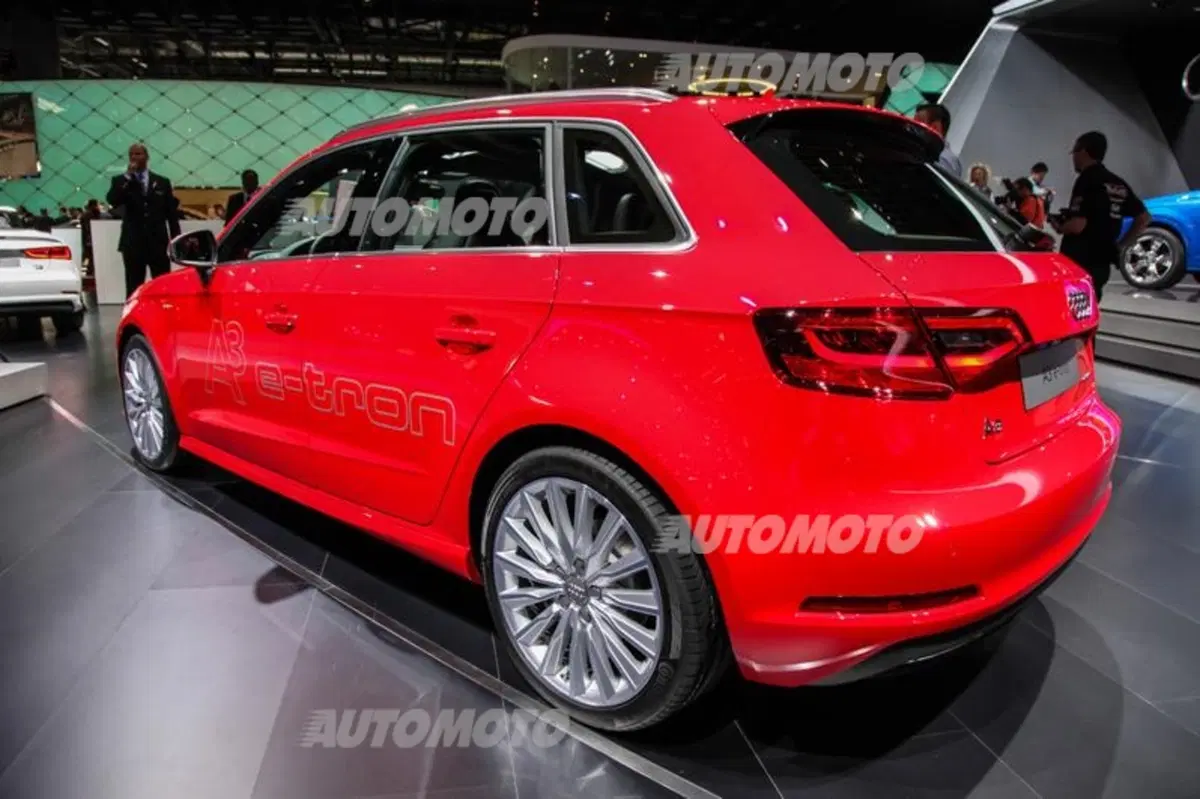Audi al Salone di Ginevra 2015 (34)