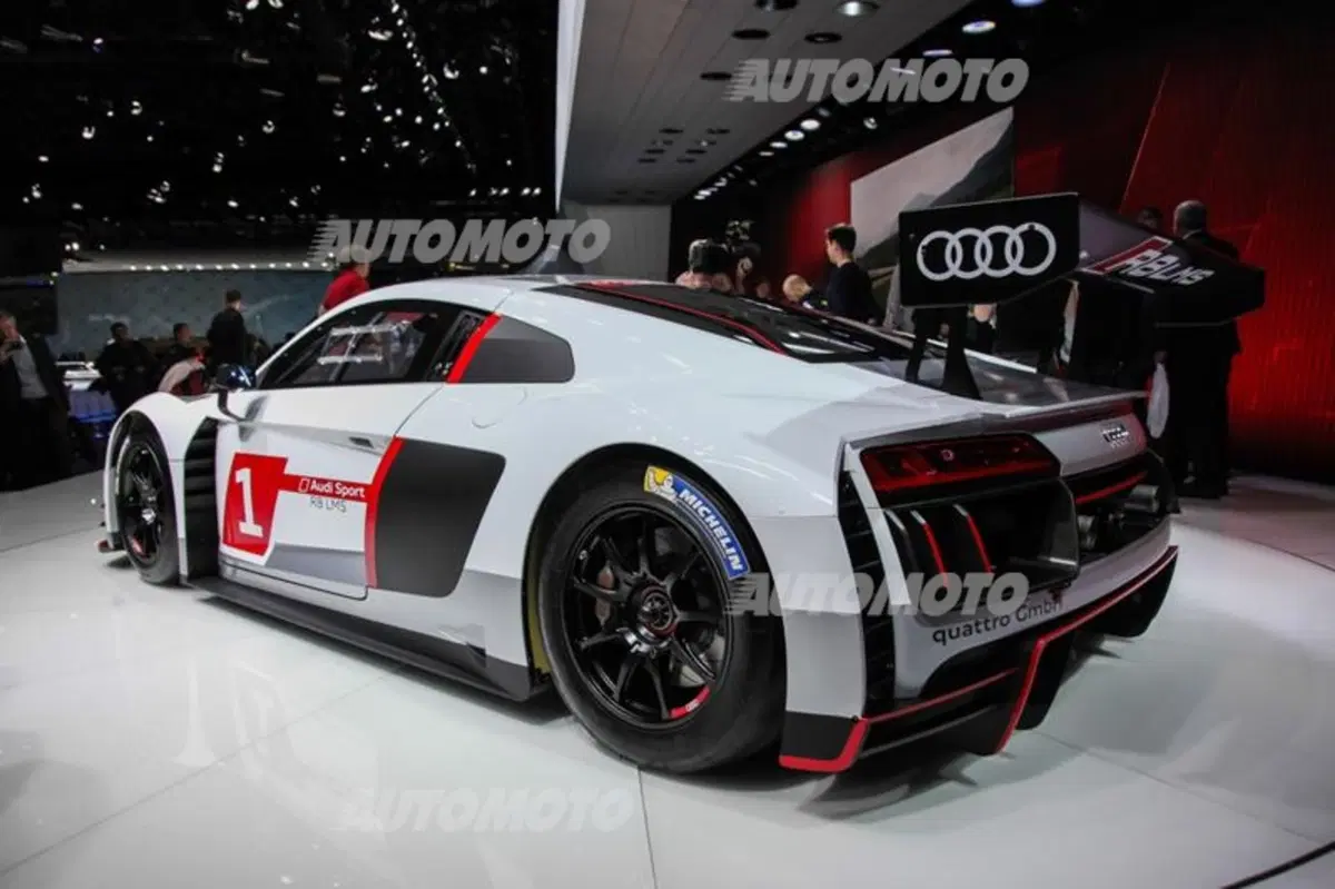 Audi al Salone di Ginevra 2015 (54)