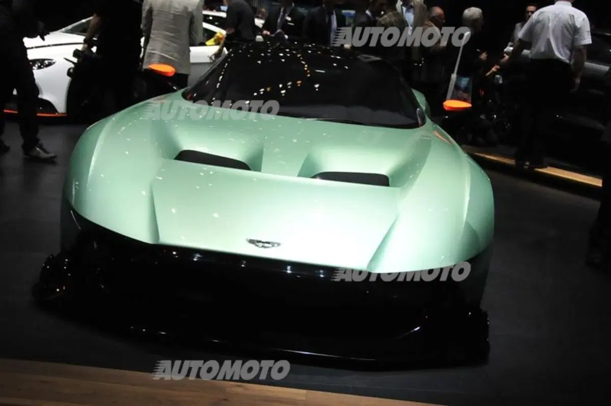 Aston Martin al Salone di Ginevra 2015