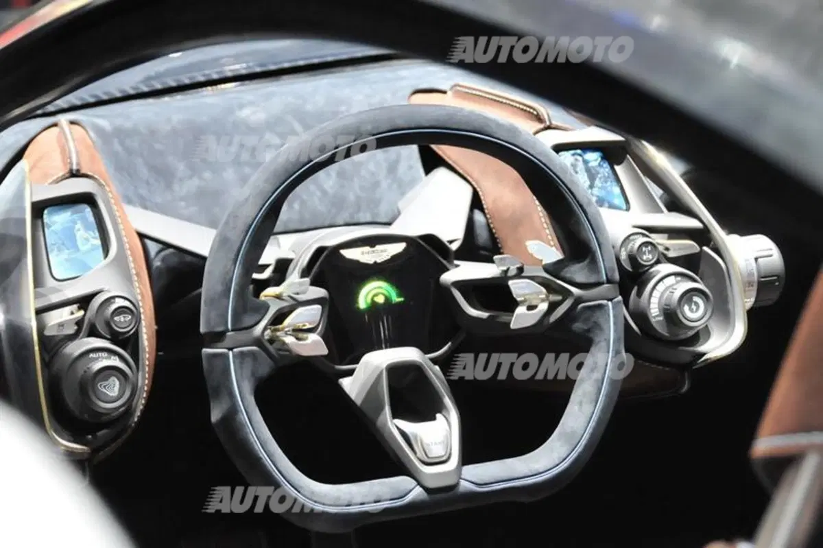 Aston Martin al Salone di Ginevra 2015 (5)