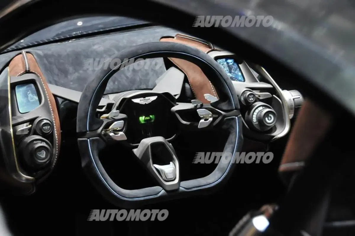 Aston Martin al Salone di Ginevra 2015 (15)