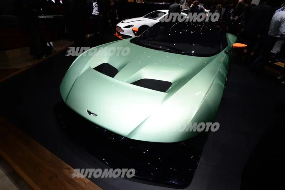 Aston Martin al Salone di Ginevra 2015 (25)