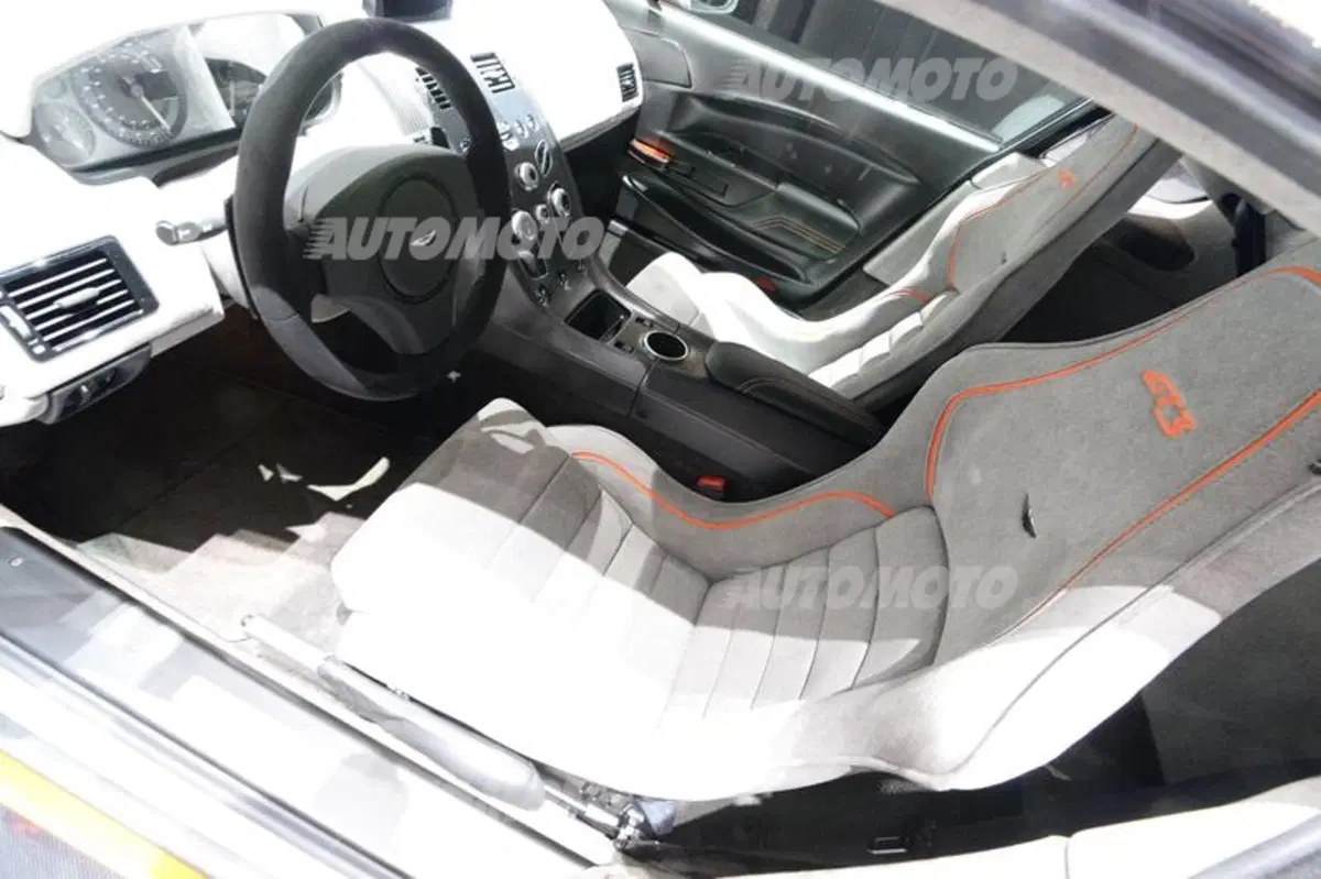 Aston Martin al Salone di Ginevra 2015 (37)