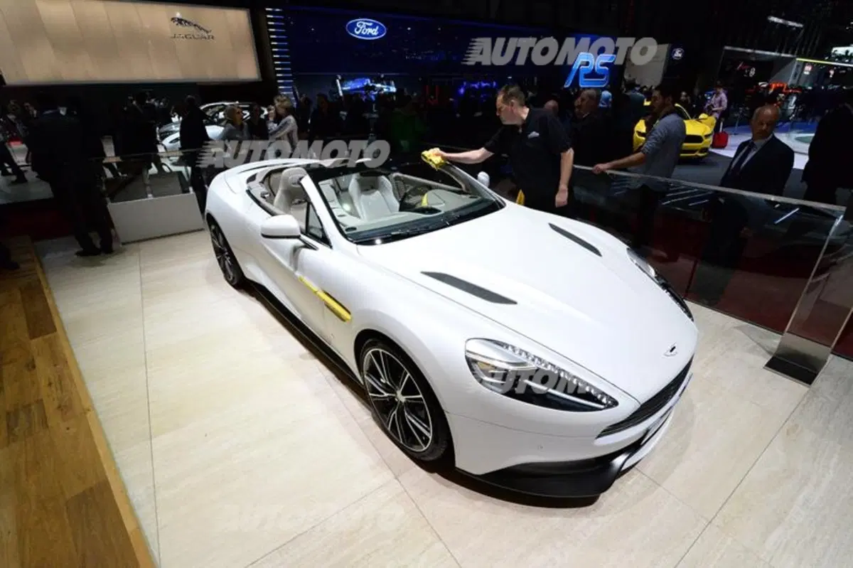 Aston Martin al Salone di Ginevra 2015 (38)