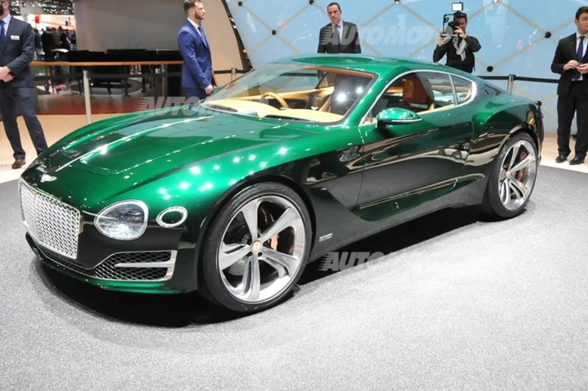 Bentley al Salone di Ginevra 2015 (5)