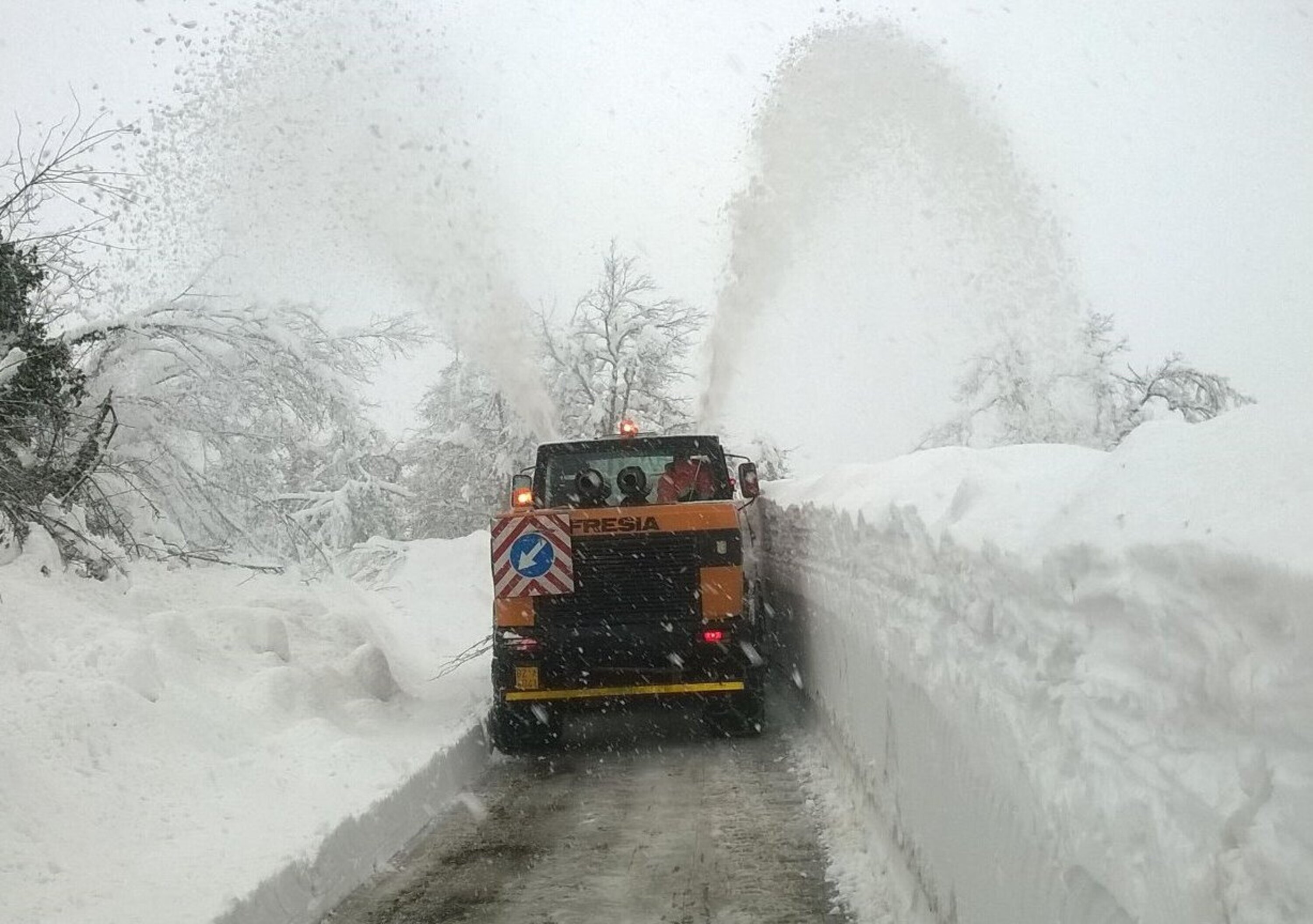 Emergenza neve Abruzzo: la situazione della viabilit&agrave;