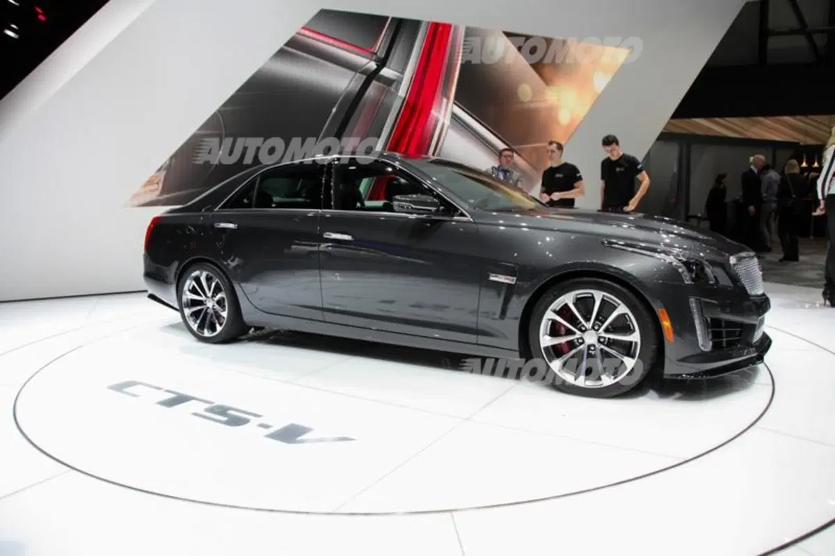 Cadillac al Salone di Ginevra 2015 (9)