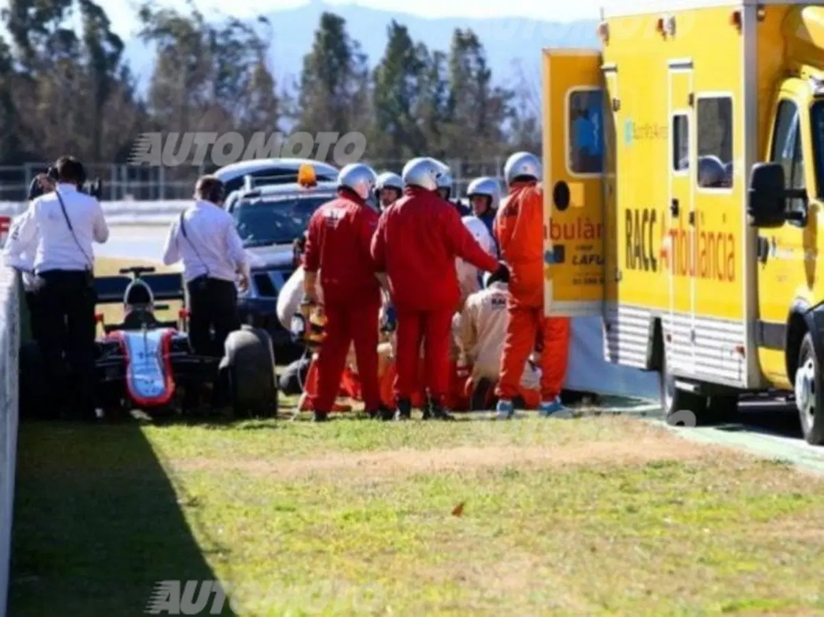 Barcellona, test-day/4: incidente per Fernando Alonso. Un malore la causa?