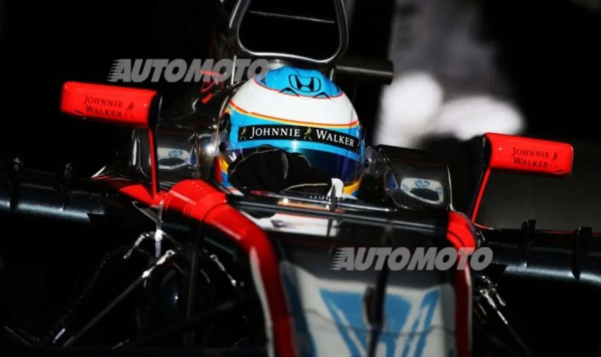 Barcellona, test-day/4: incidente per Fernando Alonso. Un malore la causa? (3)