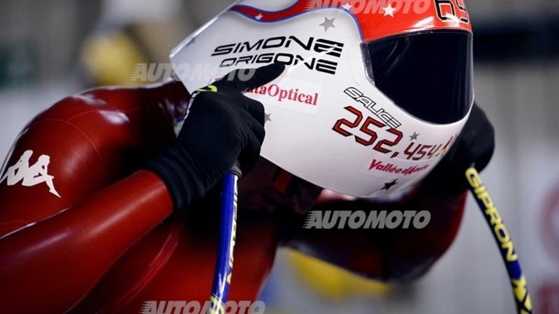 Simone Origone, sugli sci nella galleria del vento Ferrari