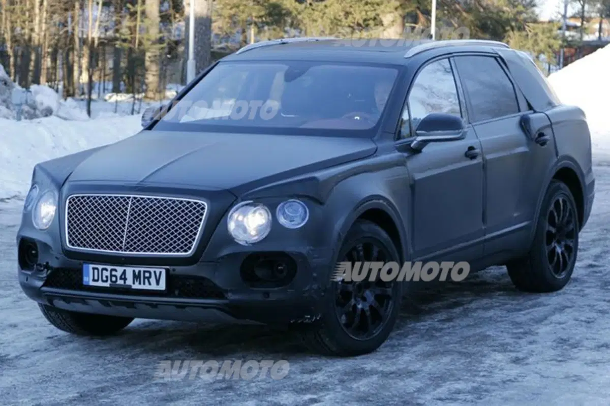 Bentley Bentayga: ecco gli spyshot del SUV inglese (2)