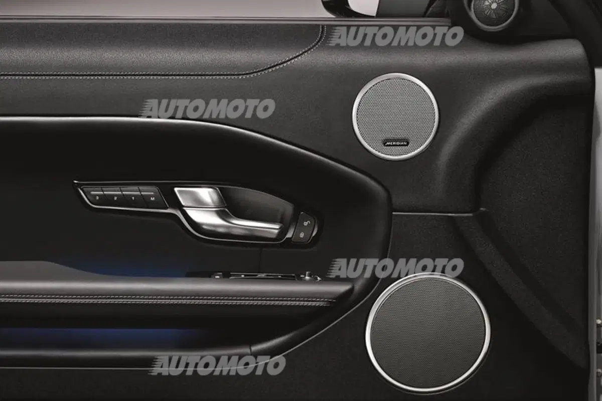 Range Rover Evoque restyling: muso più aggressivo e nuovi motori (22)