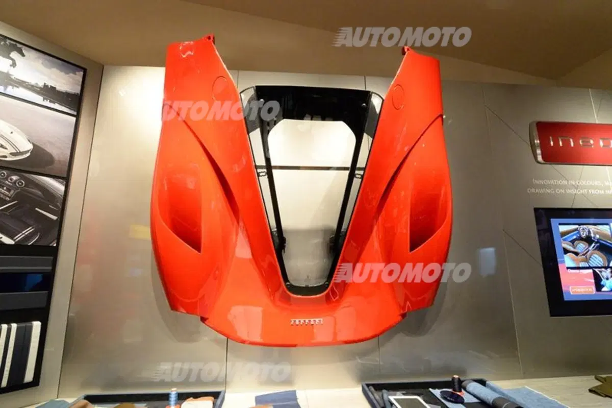 Ferrari al Salone di Ginevra 2015 (9)