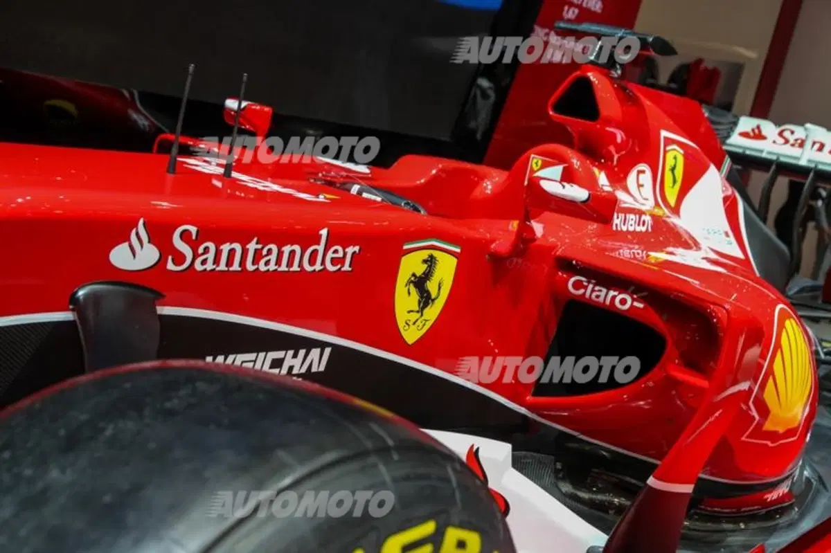 Ferrari al Salone di Ginevra 2015 (15)