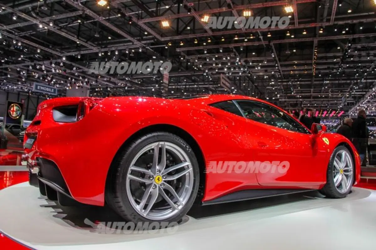 Ferrari al Salone di Ginevra 2015 (35)