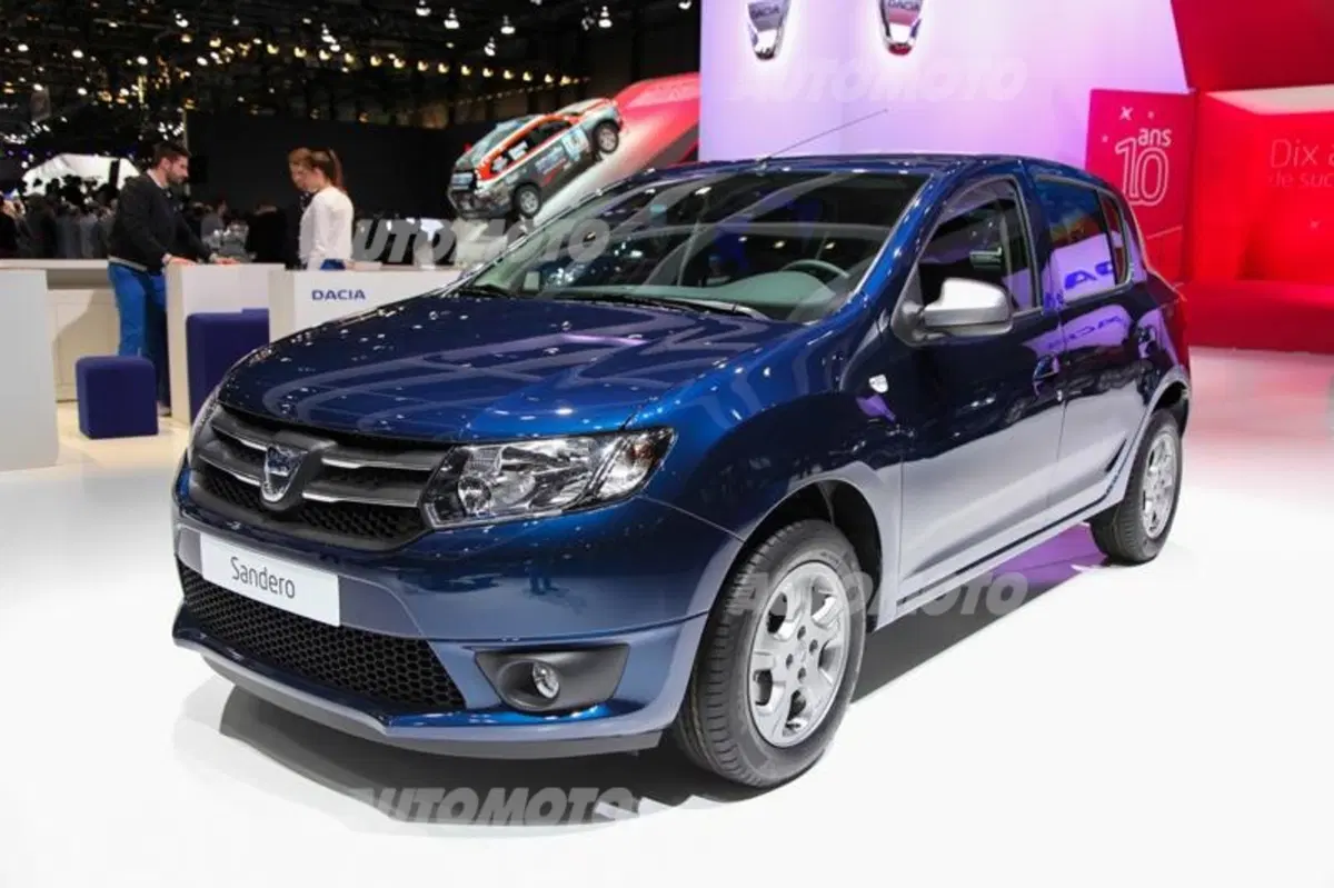 Dacia al Salone di Ginevra 2015 (3)