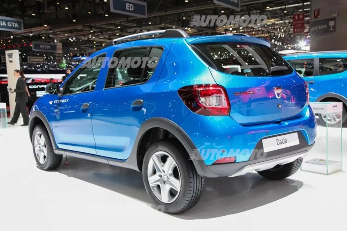 Dacia al Salone di Ginevra 2015 (11)