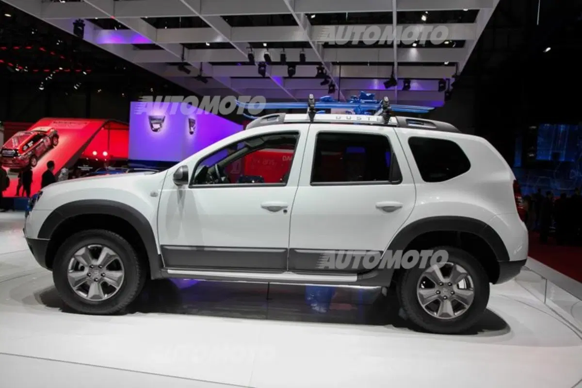 Dacia al Salone di Ginevra 2015 (18)