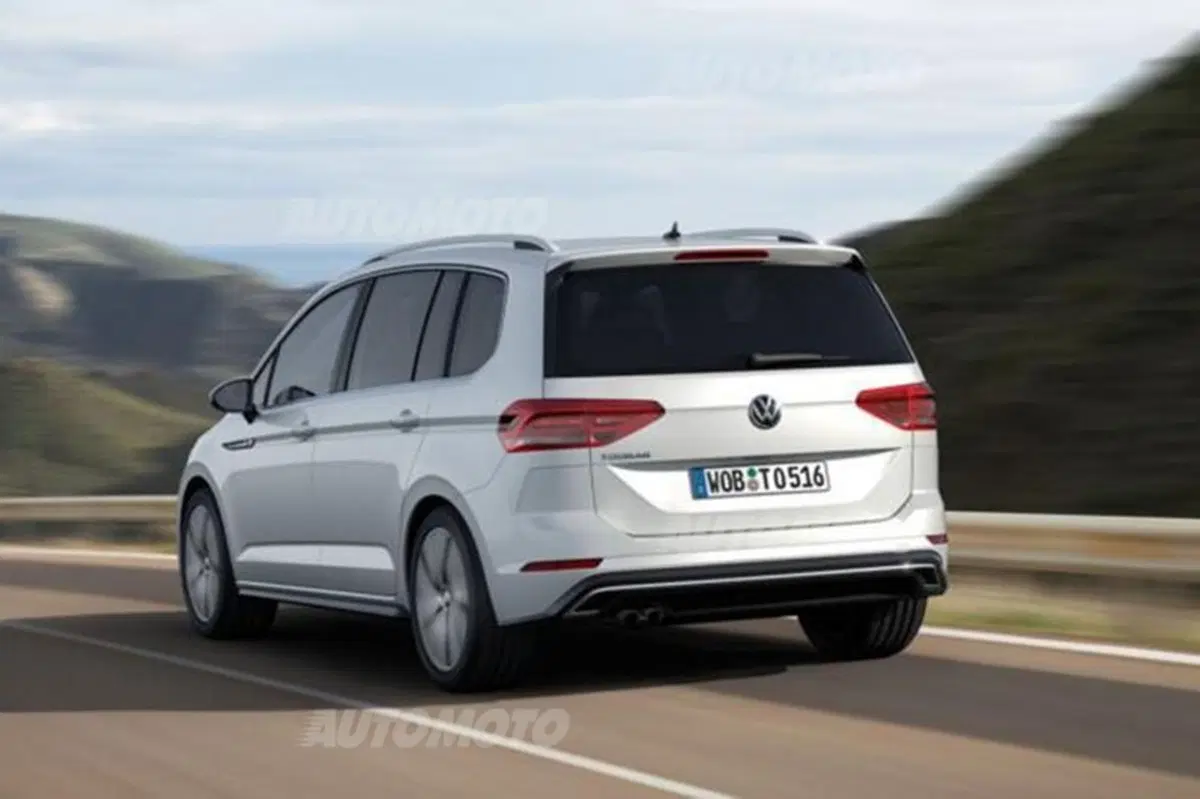 Nuova Volkswagen Touran: la sette posti cresce di 13 cm (10)