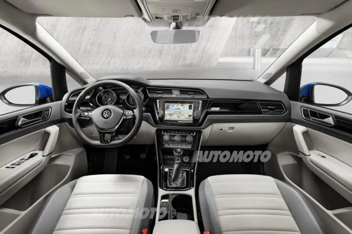 Nuova Volkswagen Touran: la sette posti cresce di 13 cm (11)