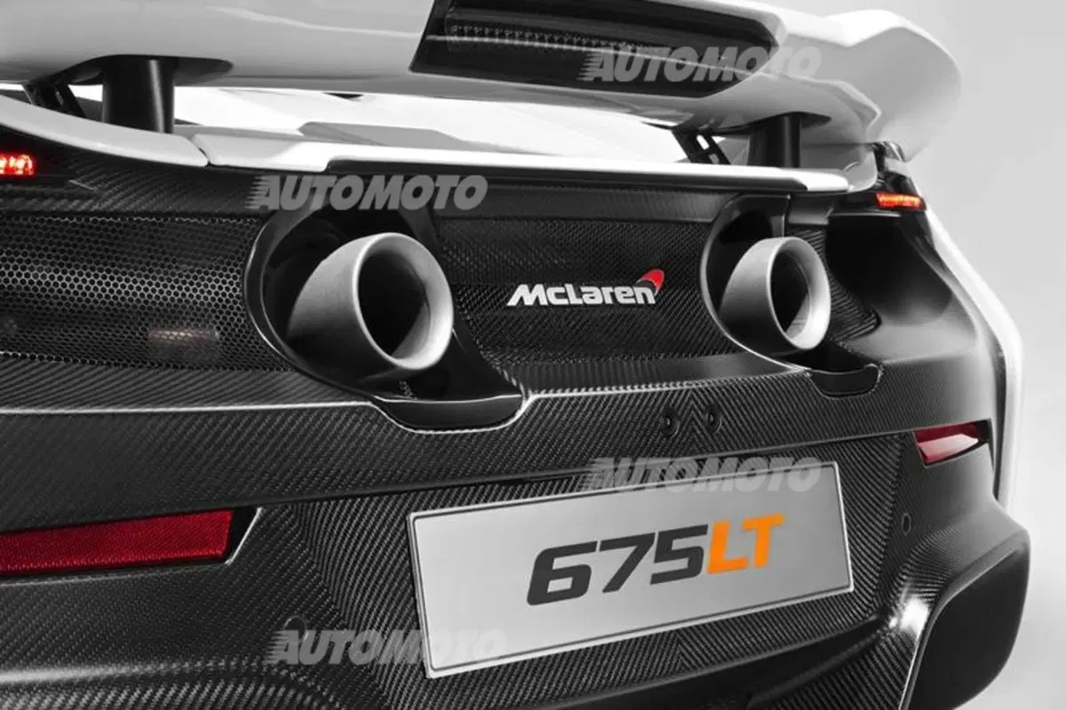 McLaren 675LT: ecco la Long Tail, ancora più potente e leggera (12)