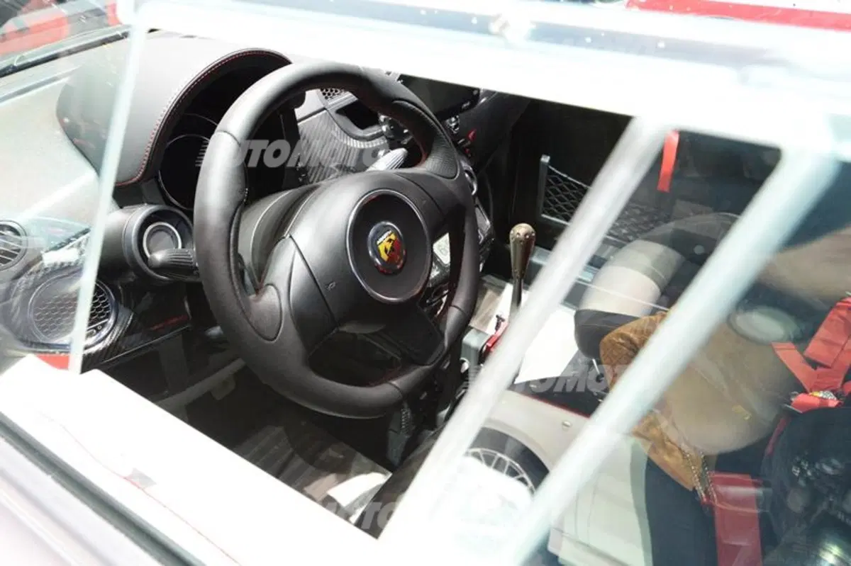 Abarth al Salone di Ginevra 2015 (3)