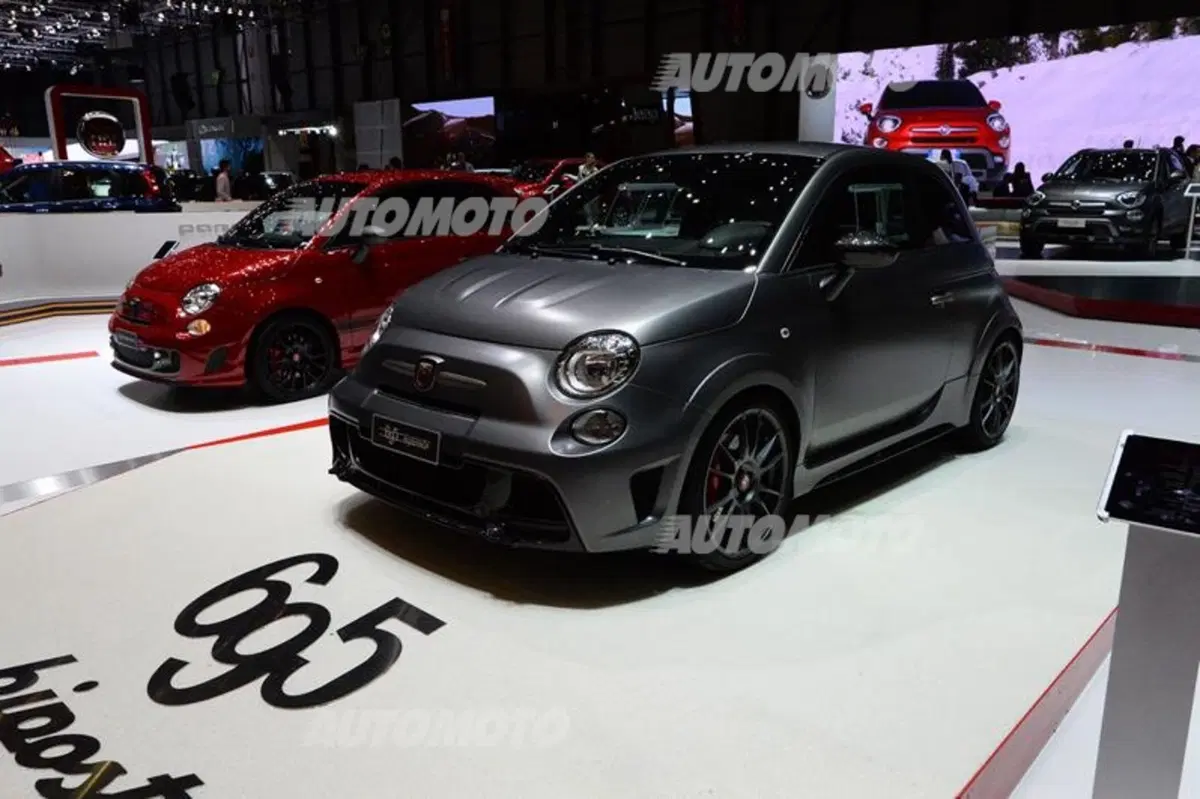 Abarth al Salone di Ginevra 2015 (6)