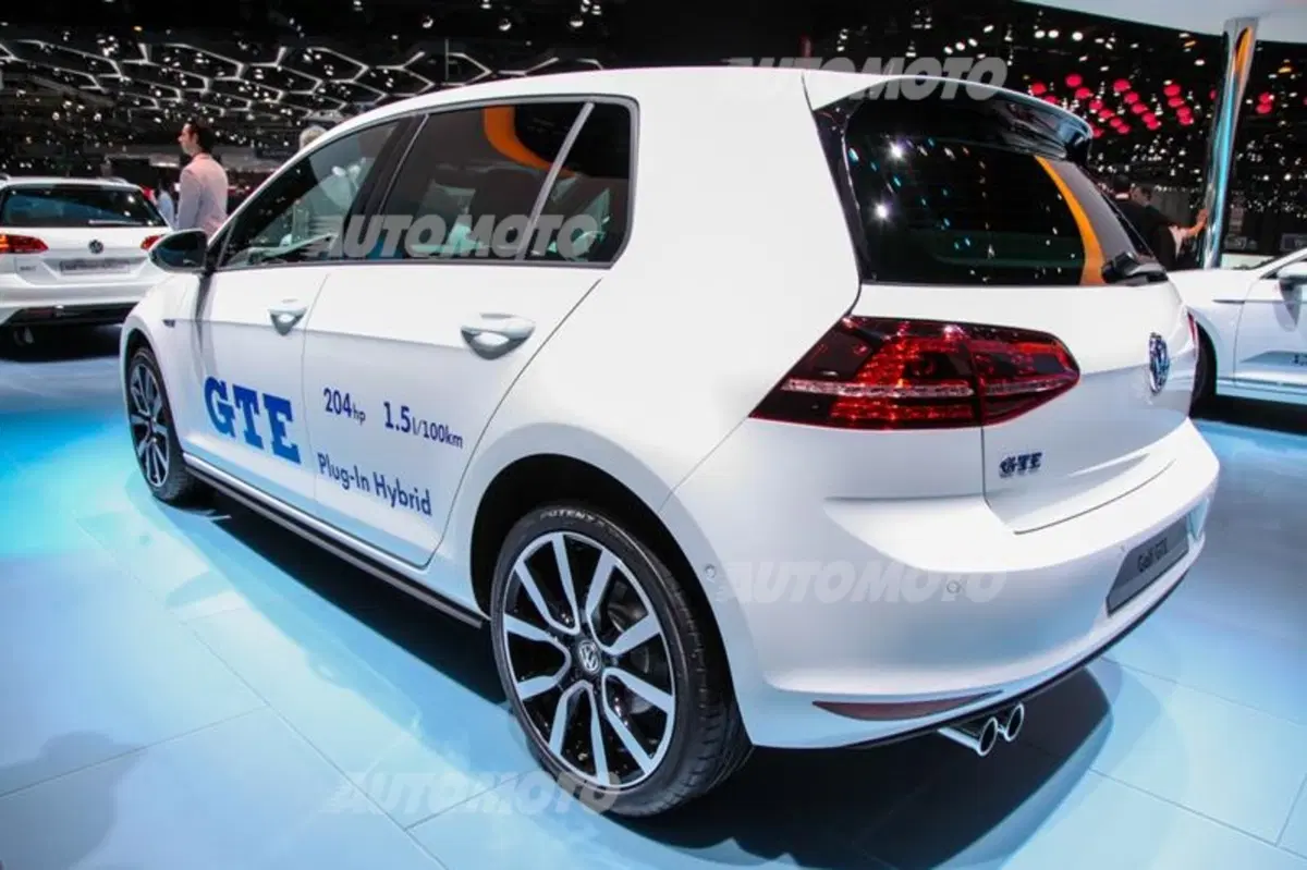 Volkswagen al Salone di Ginevra 2015 (26)