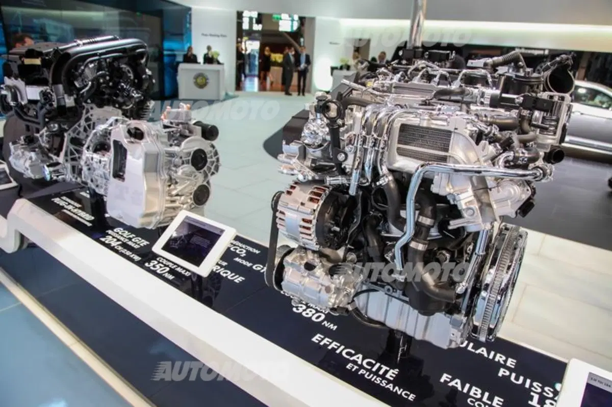 Volkswagen al Salone di Ginevra 2015 (35)
