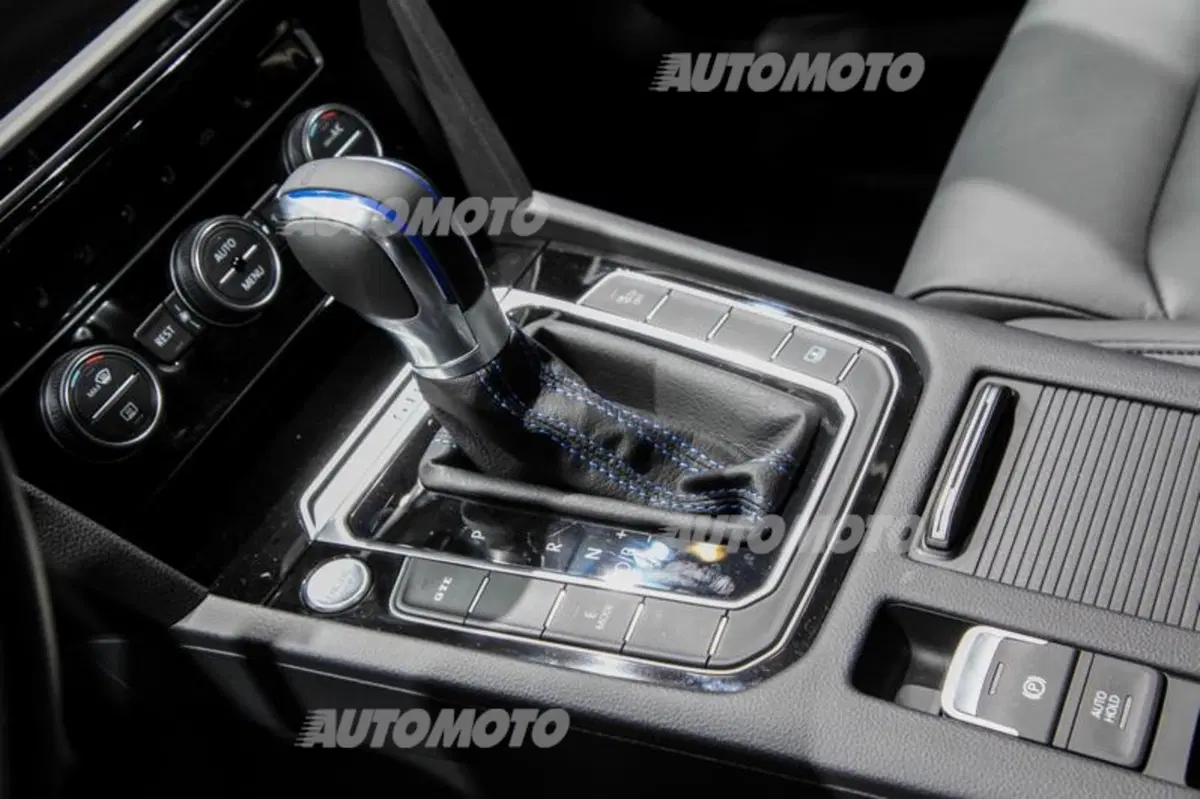 Volkswagen al Salone di Ginevra 2015 (40)