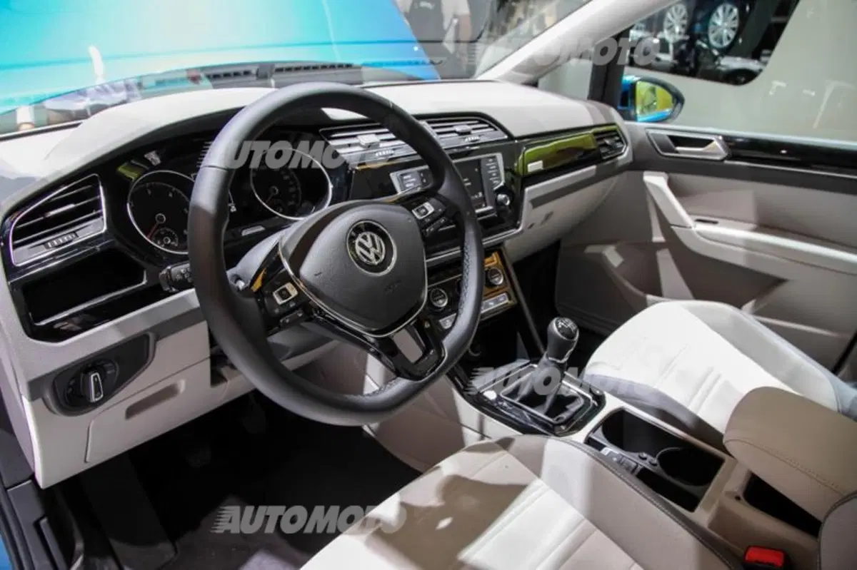 Volkswagen al Salone di Ginevra 2015 (56)