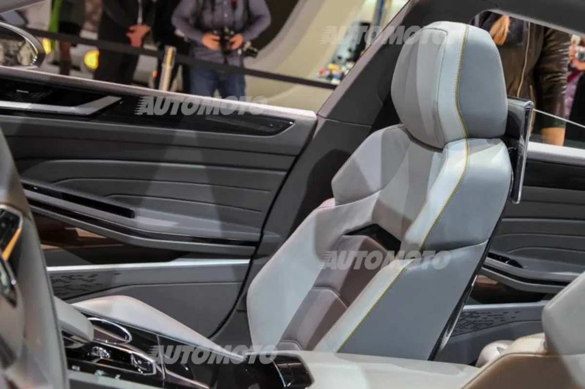 Volkswagen al Salone di Ginevra 2015 (61)