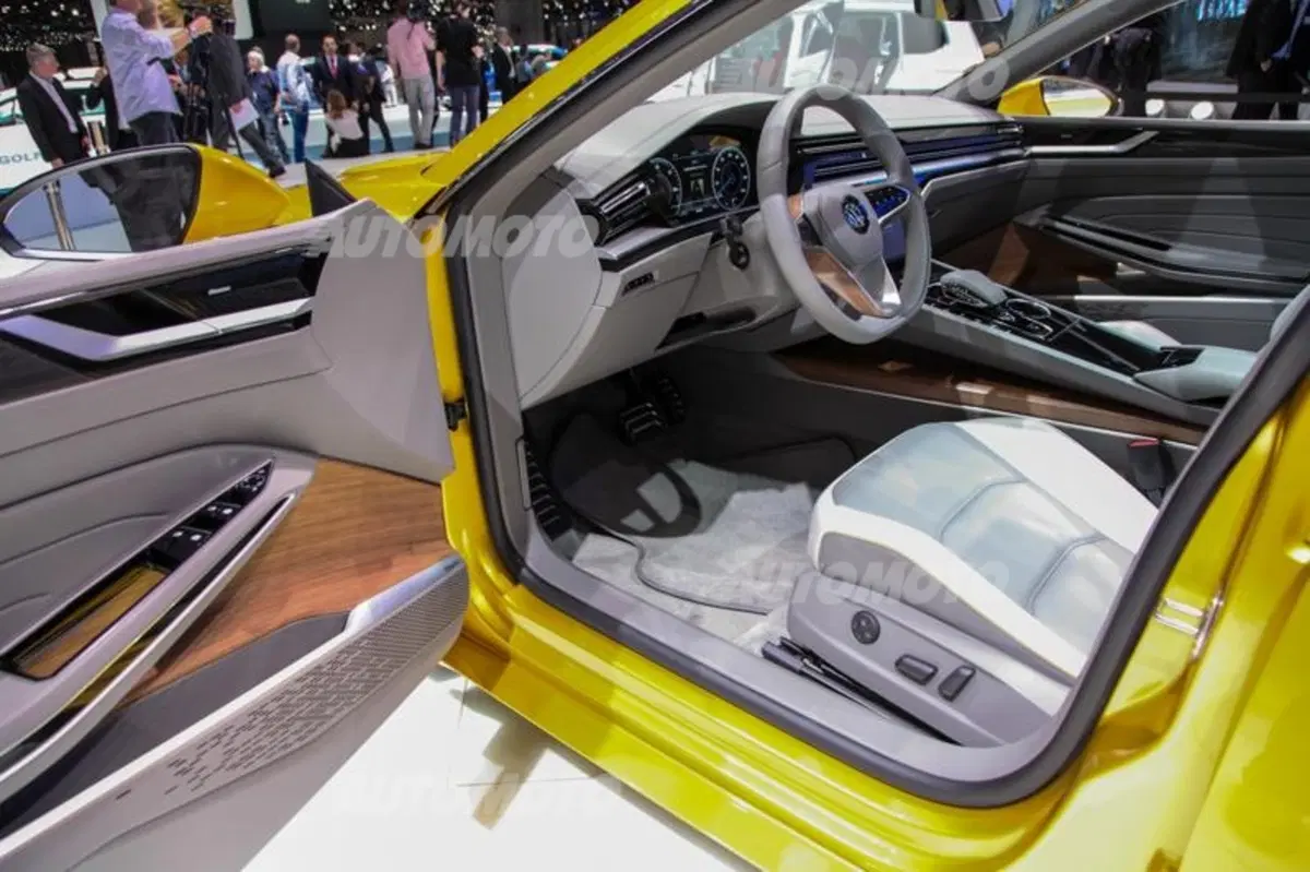 Volkswagen al Salone di Ginevra 2015 (67)