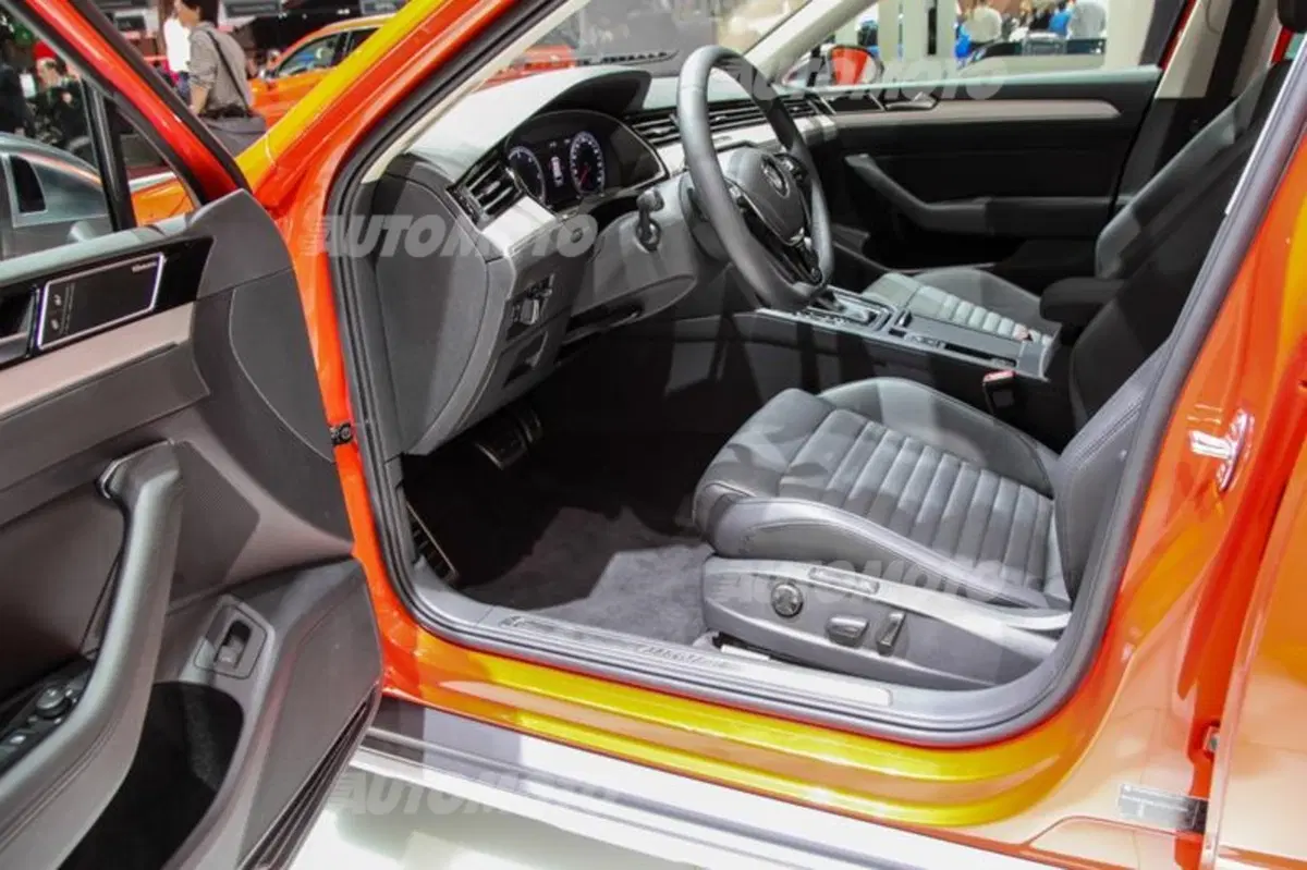 Volkswagen al Salone di Ginevra 2015 (78)