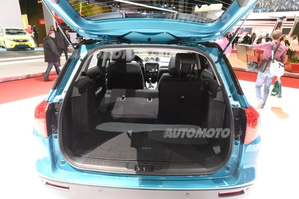 Suzuki al Salone di Ginevra 2015 (7)