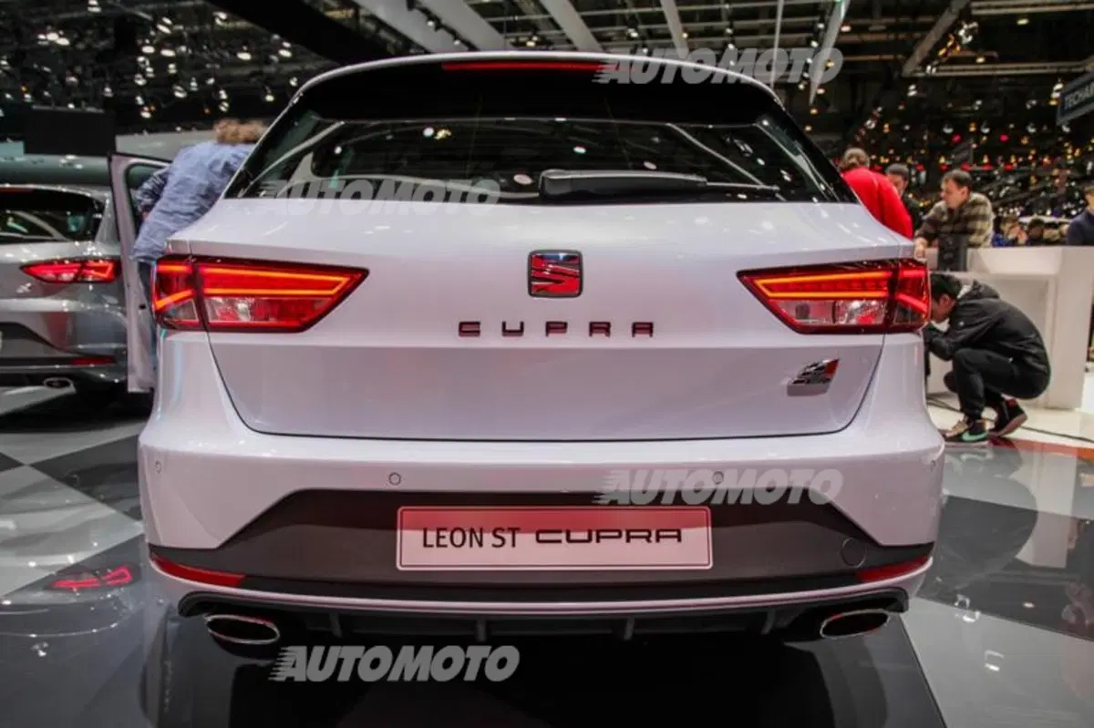 Seat al Salone di Ginevra 2015 (15)