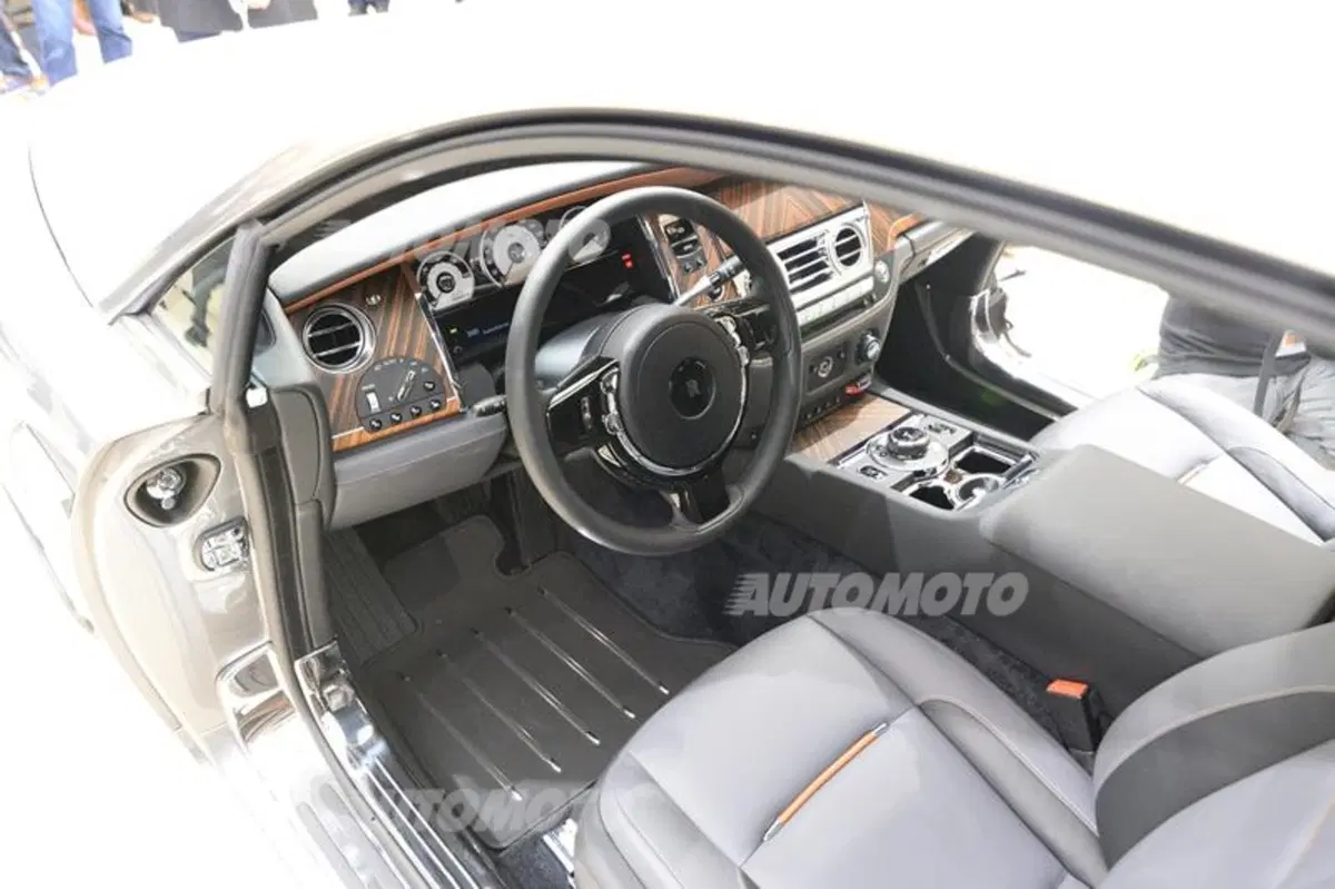 Rolls Royce al Salone di Ginevra 2015 (7)