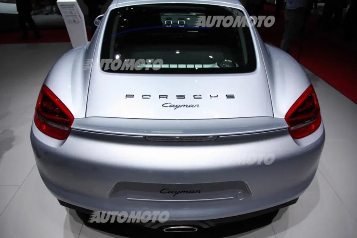 Porsche al Salone di Ginevra 2015 (2)