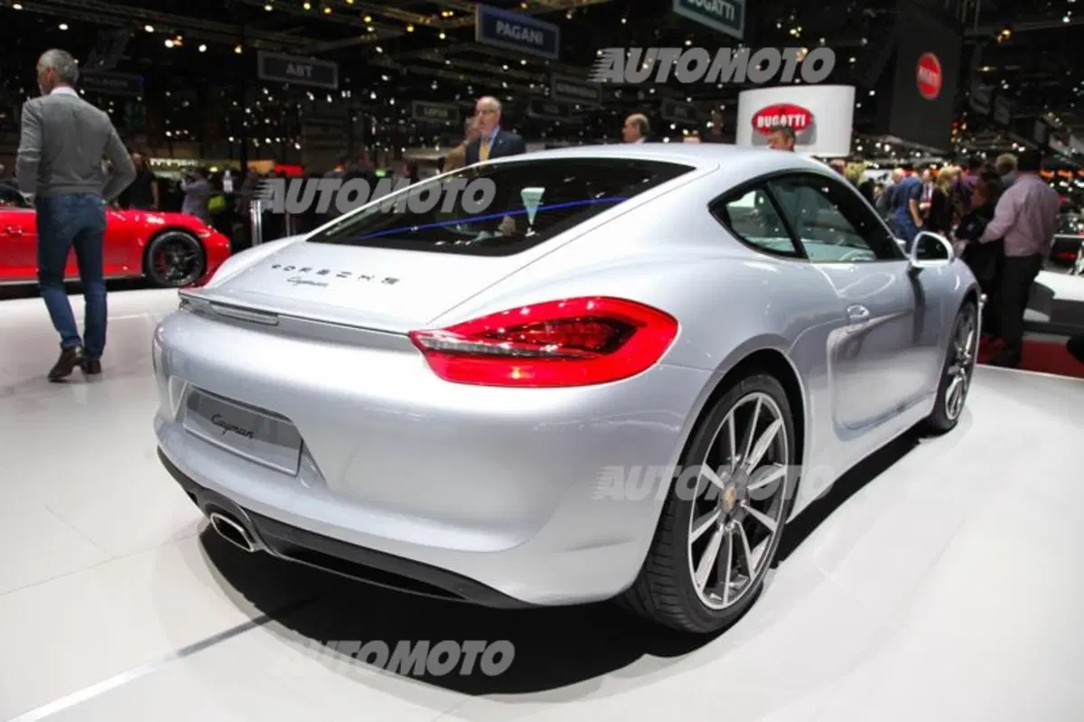 Porsche al Salone di Ginevra 2015 (3)
