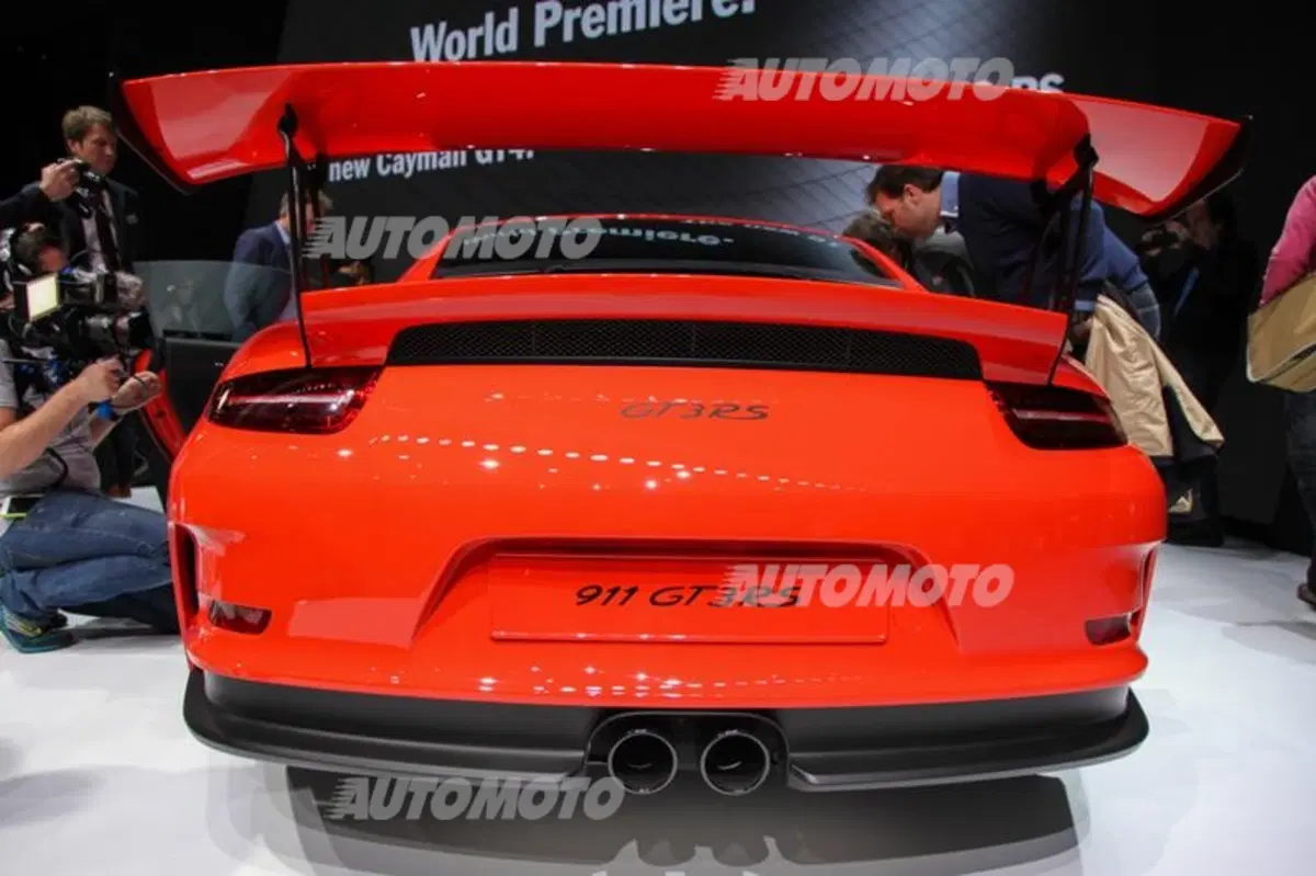 Porsche al Salone di Ginevra 2015 (22)